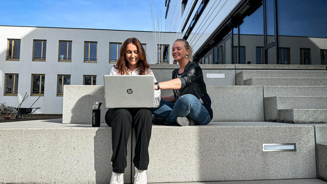Unsere Profis behalten Ihre Zeiterfassung zu jeder Zeit im Blick.